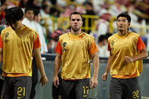 国足迎战澳大利亚关键战：后防缺兵少将 拼搏信心成胜负关键