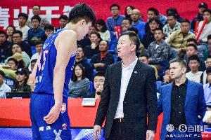 青岛男篮发布季后赛倡议书，呼吁球迷理性观赛抵制不文明行为